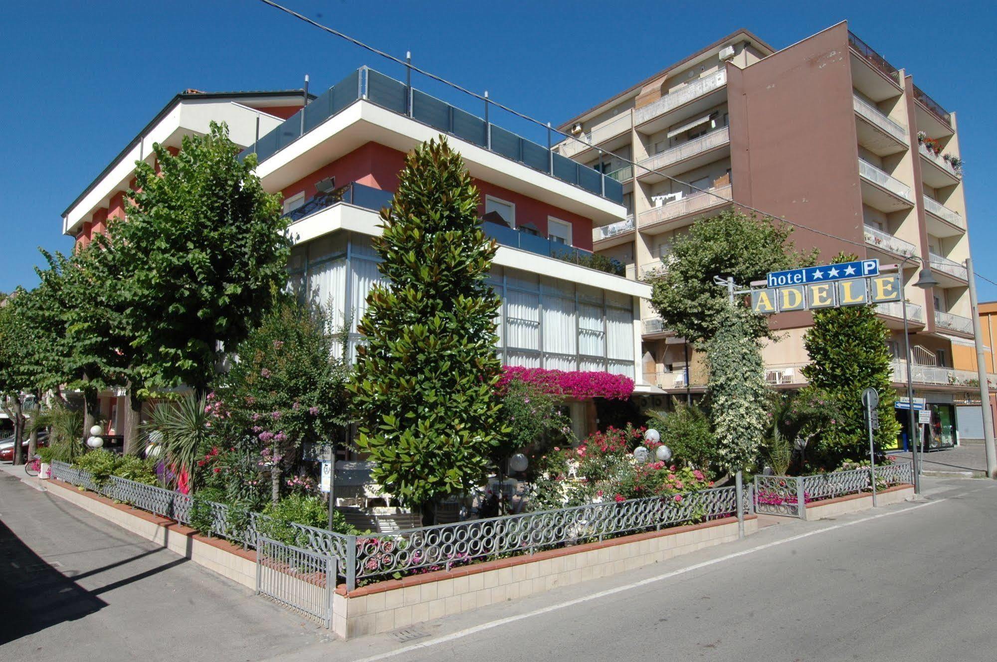 Hotel Adele Bellaria-Igea Marina Exterior foto